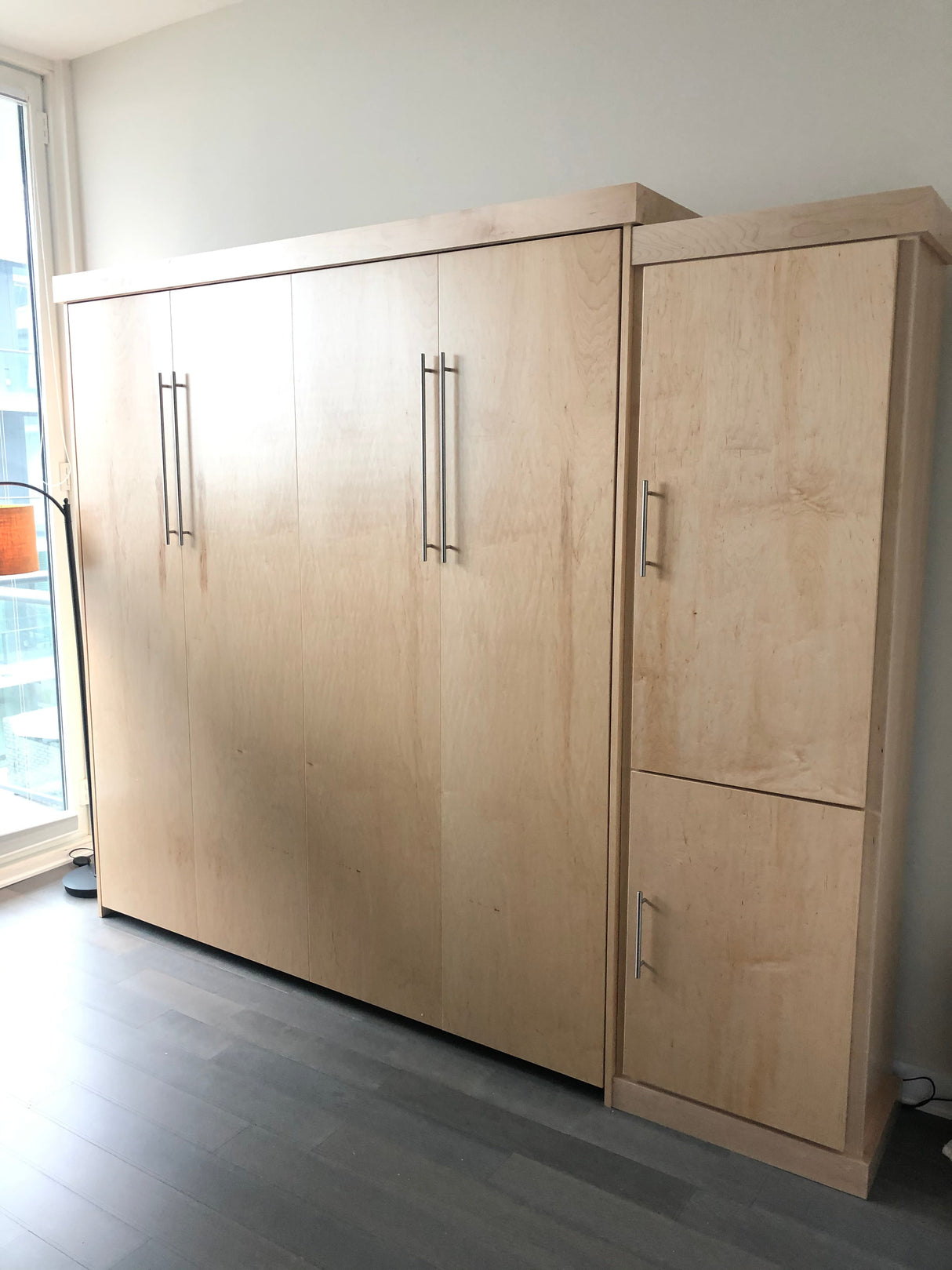 VERTICAL WOOD FLAT FACE - V100 - Meridian Closets
